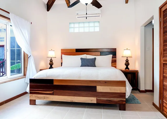 Residences At Barrier Reef Casita 4 By Floreo Holiday home San Pedro (Ambergris Caye)