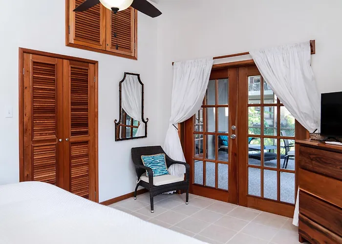Residences At Barrier Reef Casita 4 By Floreo Holiday home San Pedro (Ambergris Caye)